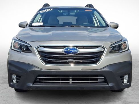 Used 2020 Subaru Outback Premium w/ Popular Package #1 AWD/4WD image 2