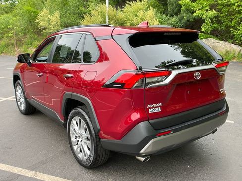 Used 2025 Toyota RAV4 Limited w/ Advanced Technology Package AWD/4WD image 3