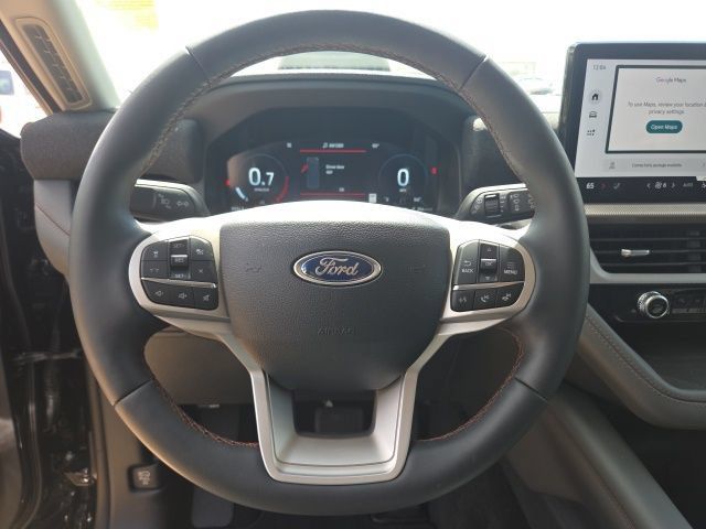 Used 2026 Ford Explorer Active w/ Active Comfort Package RWD image 8