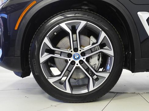 Certified 2024 BMW X5 xDrive50e w/ Premium Package AWD/4WD image 5