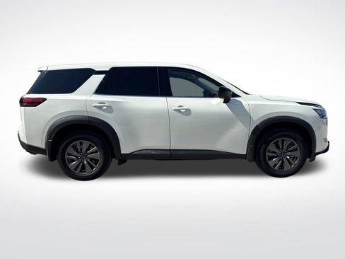 Used 2023 Nissan Pathfinder S FWD image 4