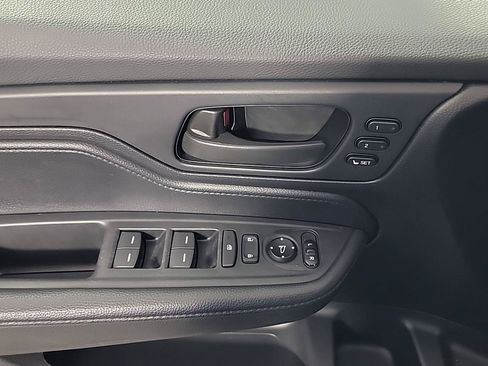 Certified 2024 Honda Odyssey EX-L image 36