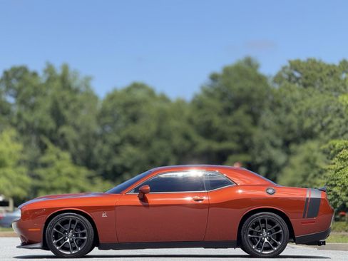 Used 2022 Dodge Challenger R/T Scat Pack image 8