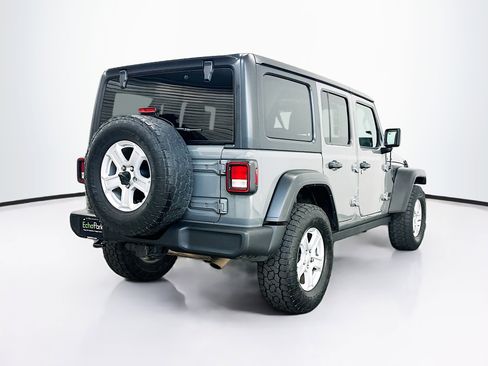Used 2022 Jeep Wrangler Sport S image 9