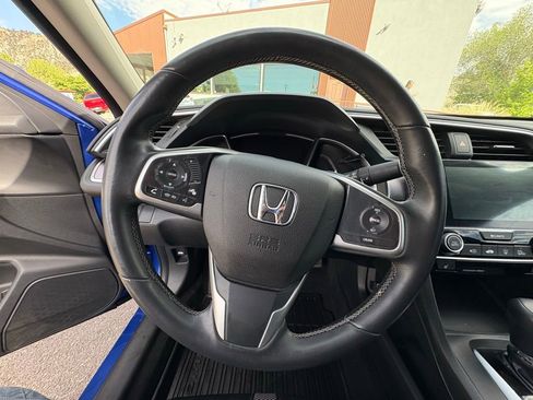 Used 2018 Honda Civic EX-T image 2