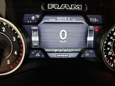 Used 2024 RAM 2500 Laramie AWD/4WD image 12