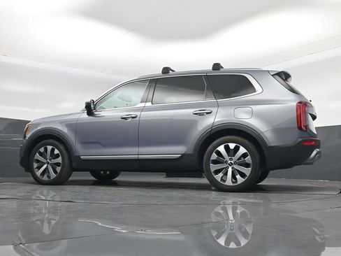 Certified 2022 Kia Telluride S image 50