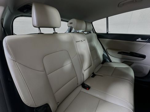 Used 2020 Kia Sportage EX image 24