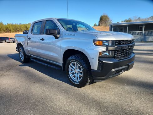Used 2019 Chevrolet Silverado 1500 W/T w/ Trailering Package image 11