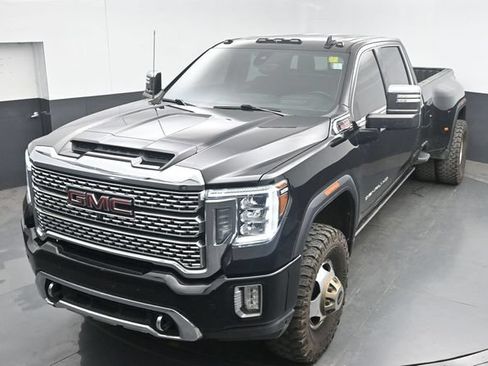Used 2023 GMC Sierra 3500 Denali w/ Denali Ultimate Package AWD/4WD image 25