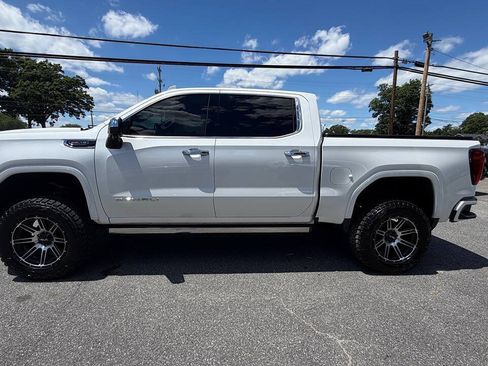 Used 2020 GMC Sierra 1500 Denali w/ Denali Ultimate Package AWD/4WD image 3