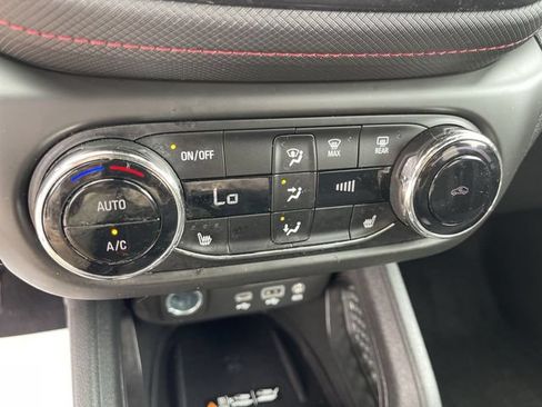 Used 2023 Chevrolet TrailBlazer RS w/ Sun and Liftgate Package AWD/4WD image 18