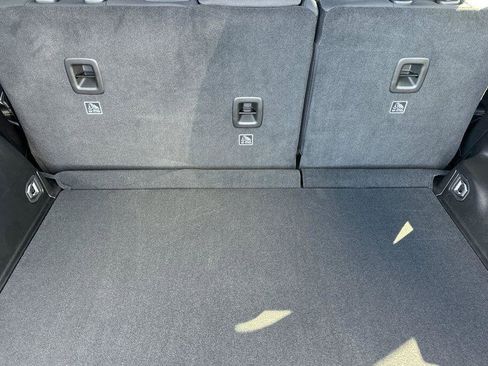 New 2025 Jeep Grand Cherokee Laredo X w/ Luxury Tech Group I image 15