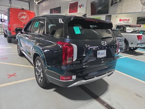 Used 2021 Hyundai Palisade Calligraphy w/ Winter Package image 3