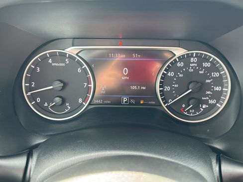 Used 2025 Nissan Sentra SV w/ Trunk Package FWD image 8