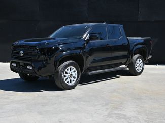 Used 2025 Toyota Tacoma SR5 video 2
