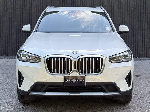Used 2024 BMW X3 xDrive30i w/ Premium Package AWD/4WD image 3
