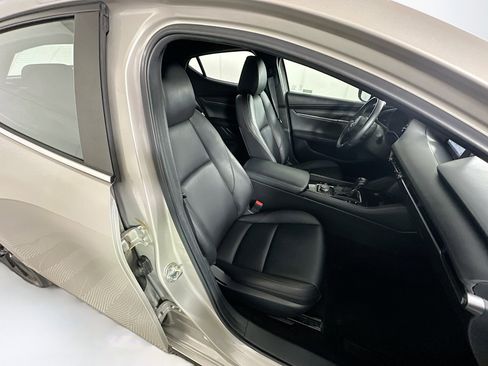 Used 2024 MAZDA MAZDA3 s image 31