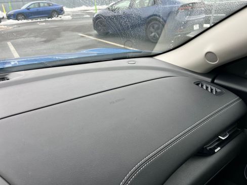 Used 2025 Nissan Sentra SV image 34