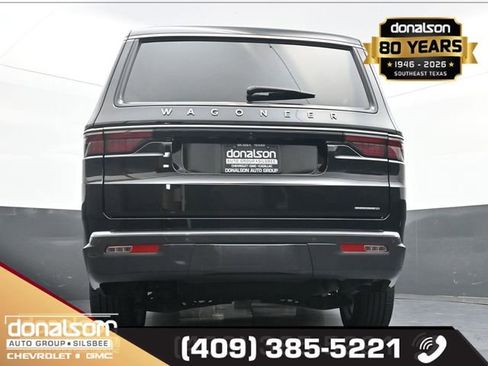 Used 2022 Jeep Wagoneer Series II w/ Convenience Group I RWD image 19