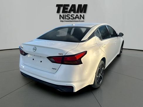 Certified 2025 Nissan Altima 2.5 SR AWD/4WD image 36