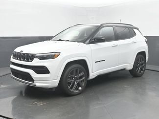 Used 2025 Jeep Compass Limited w/ High Altitude Package AWD/4WD video 1