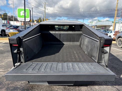 Used 2024 Tesla Cybertruck Cyberbeast image 28