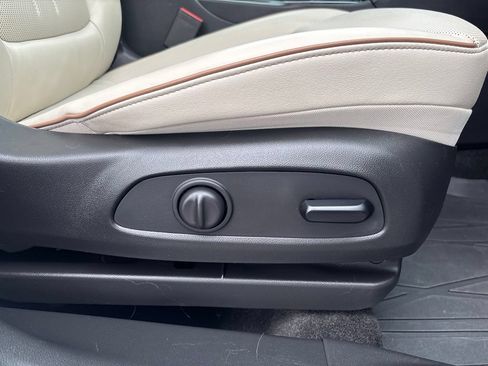 Used 2024 Buick Encore GX Avenir w/ Avenir Technology Package AWD/4WD image 25