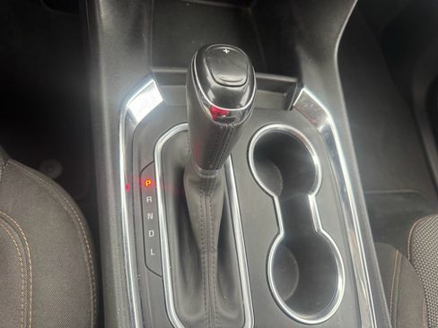 Used 2018 Chevrolet Traverse LT image 21