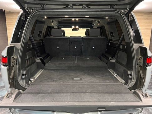 Used 2024 Rivian R1S Adventure image 16