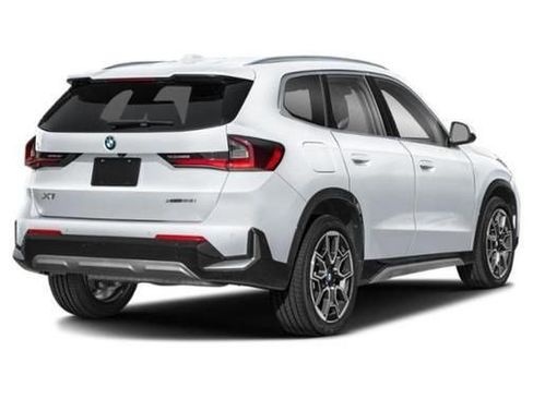 New 2026 BMW X1 xDrive28i w/ Technology Package image 3