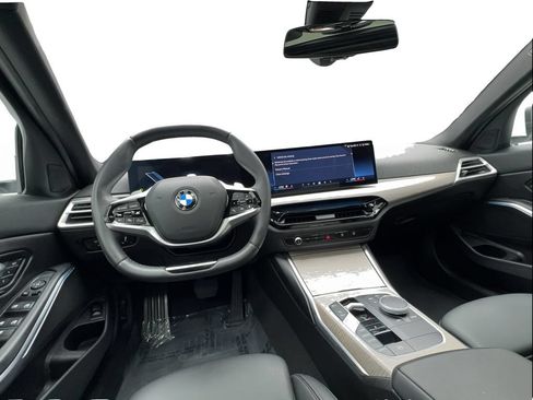 Used 2025 BMW 330i Sedan RWD image 35