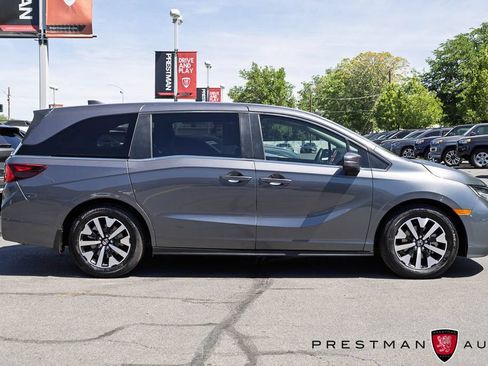 Used 2025 Honda Odyssey EX-L image 19