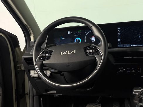 Used 2024 Kia EV6 Wind w/ Wind Technology Package RWD image 16