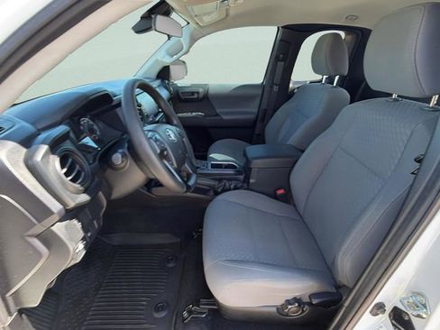 Used 2021 Toyota Tacoma SR AWD/4WD image 16