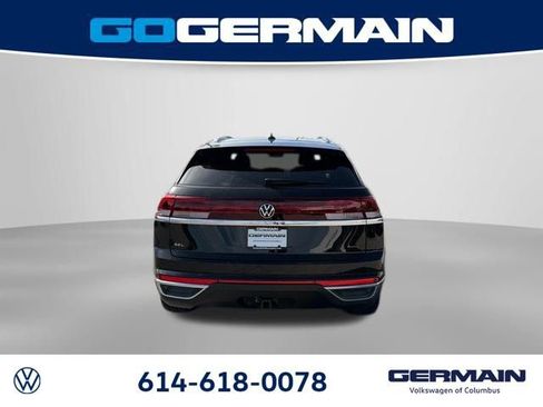 New 2026 Volkswagen Atlas Cross Sport SEL AWD/4WD image 8