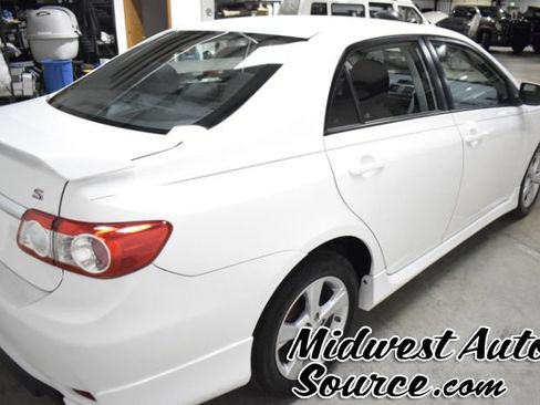 Used 2012 Toyota Corolla S FWD image 5
