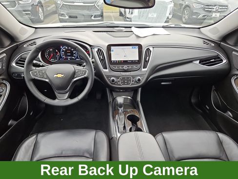 Used 2024 Chevrolet Malibu LT FWD image 9