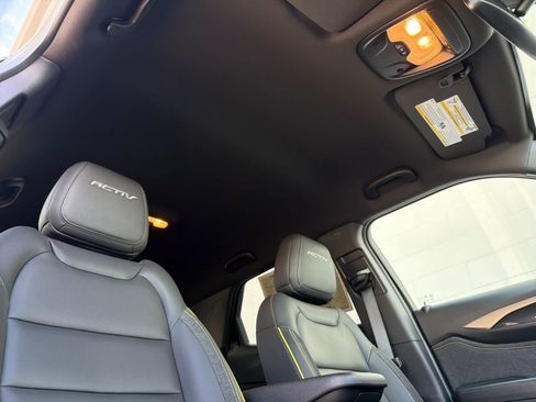 Used 2025 Chevrolet TrailBlazer ACTIV w/ Convenience Package FWD image 17