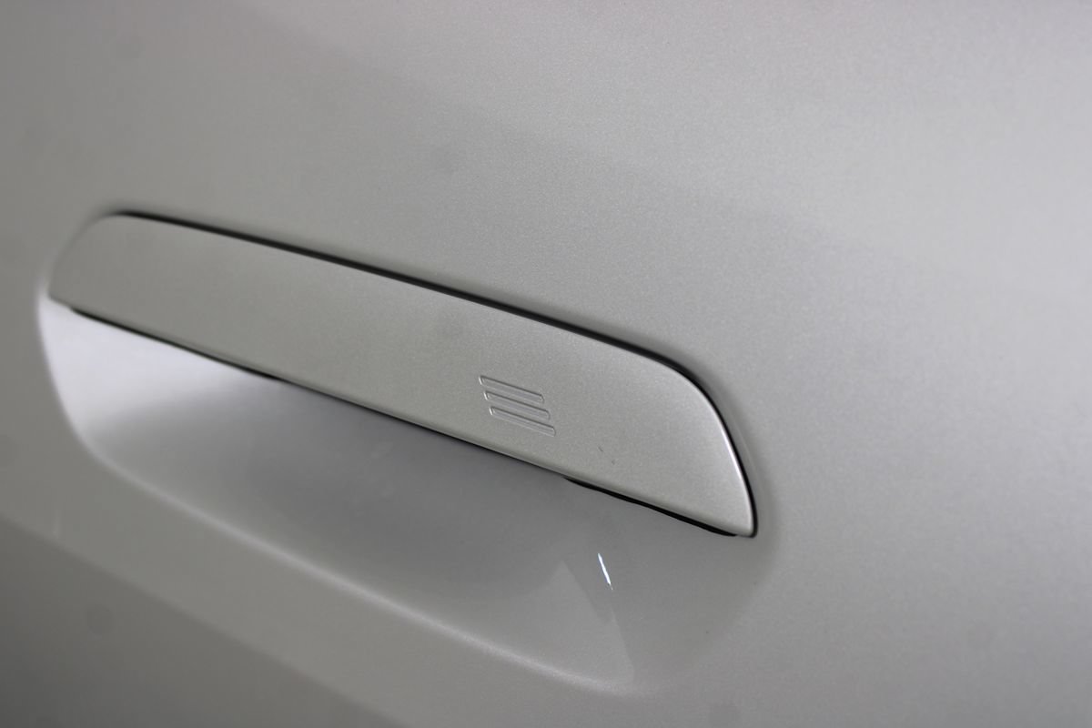 Used 2024 BMW i4 eDrive40 w/ M Sport Package RWD image 37