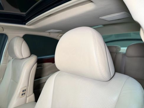 Used 2009 Lexus LS 460 AWD w/ Comfort Seating Pkg image 36