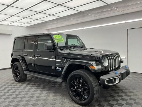 Used 2023 Jeep Wrangler Unlimited Sahara w/ Cold Weather Group image 3