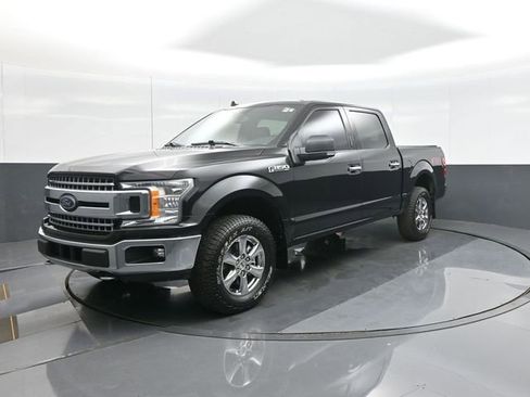 Used 2019 Ford F150 XLT w/ Equipment Group 302A Luxury AWD/4WD image 3