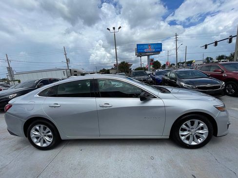 Used 2022 Chevrolet Malibu LT FWD image 3