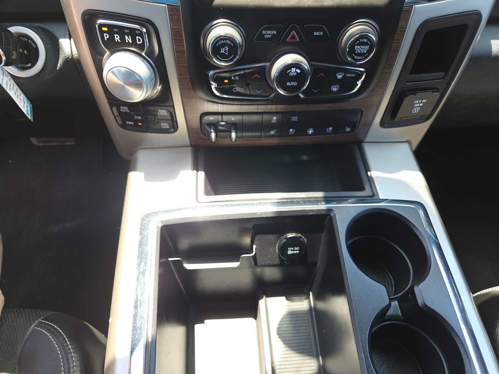 Used 2014 RAM 1500 Laramie AWD/4WD image 25
