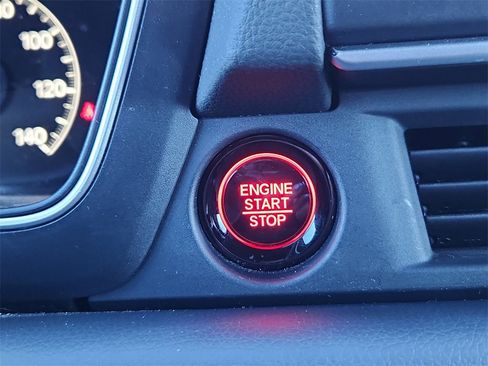 Used 2024 Honda Pilot Touring image 22