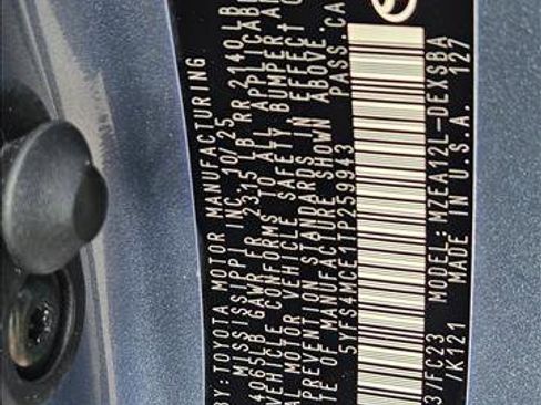 Used 2026 Toyota Corolla SE image 15