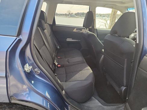 Used 2011 Subaru Forester 2.5X Premium image 12