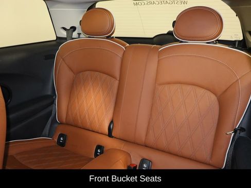 Used 2023 MINI Cooper 2-Door Hardtop w/ Signature Upholstery Package image 10