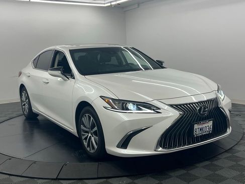 Used 2021 Lexus ES 350 w/ Accessory Package FWD image 4